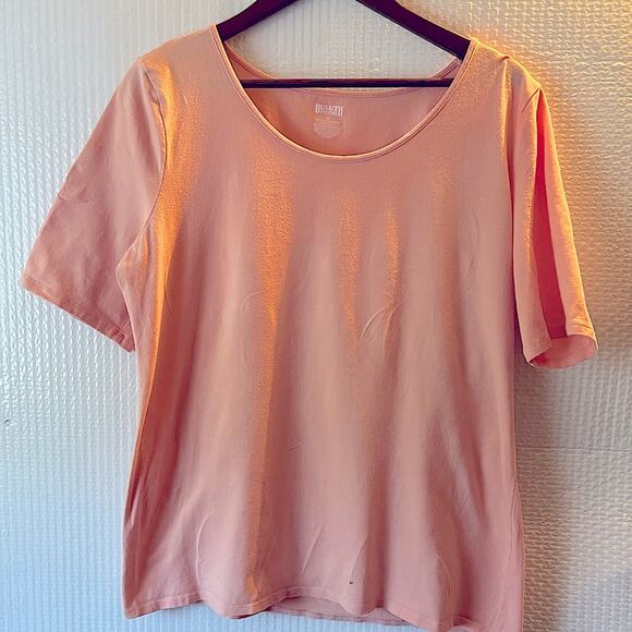 Duluth Trading Company scoop neck tee.  XL short sleeve. Coral Color - Picture 2 of 4